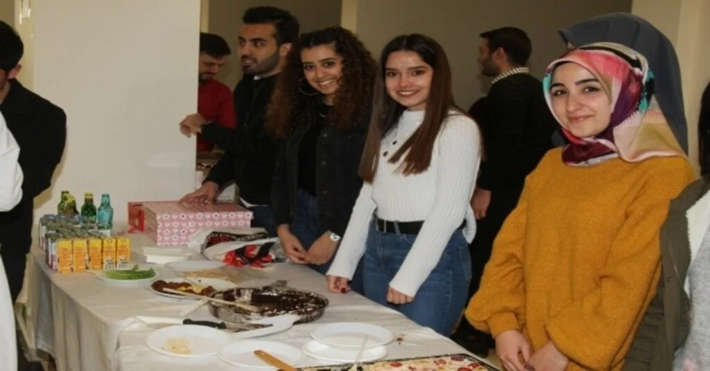 Matematik Ve Fen Bilimleri Bölümü Öğrencilerinden Hayır Kermesi