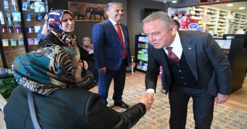 Muhittin Böcek, “Savurganlığa Dur Demeye Geliyoruz
