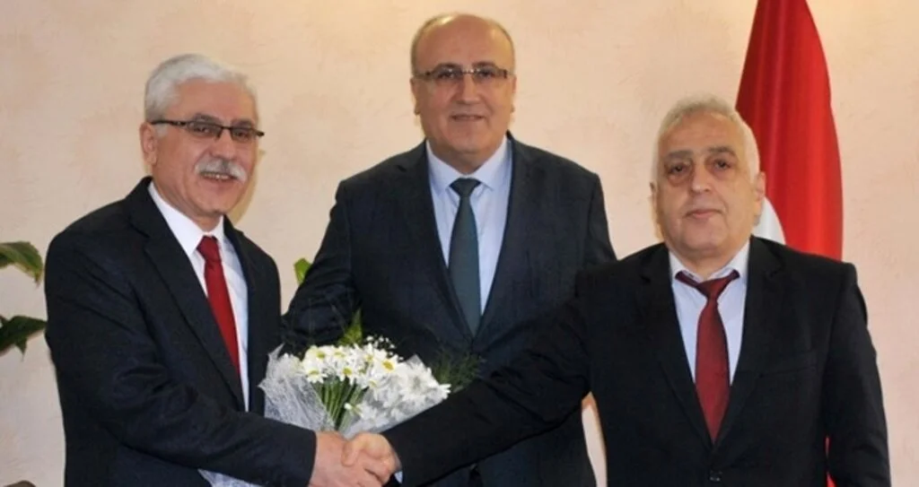 OMÜ Tıp'ta bayrak değişimi 