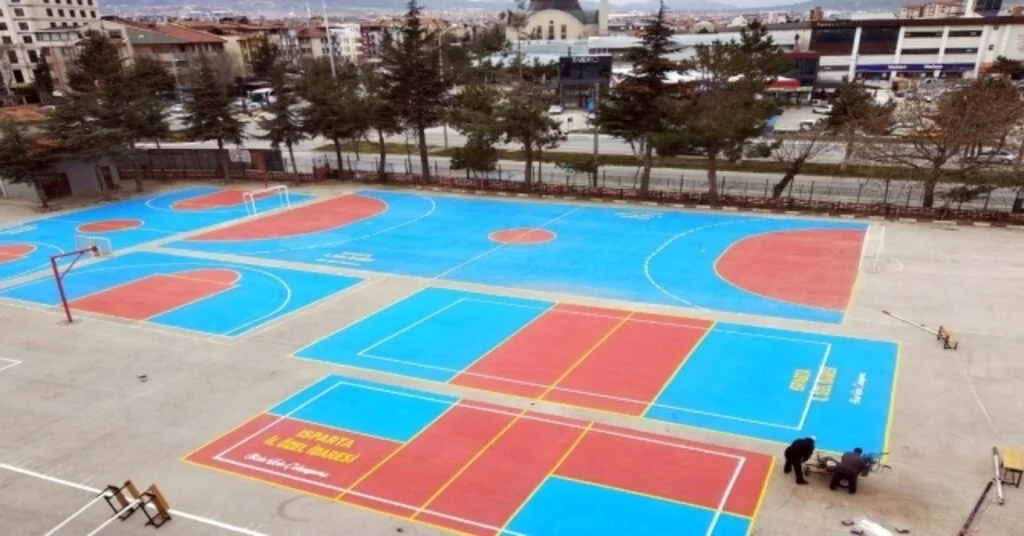 Özel İdareden Okul Bahçesi Düzenlemeleri