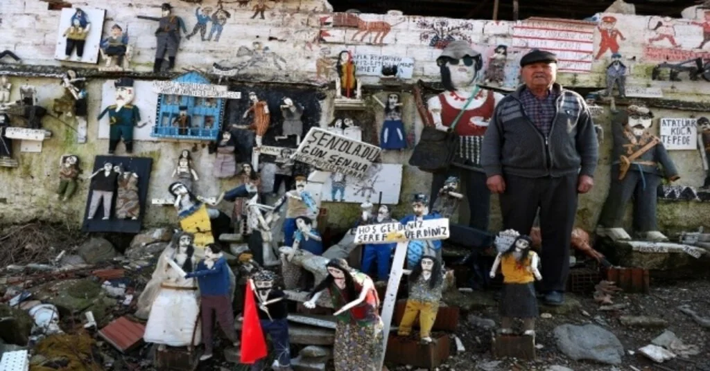 (Özel) Mahalle Meydanı Değil Sanat Atölyesi