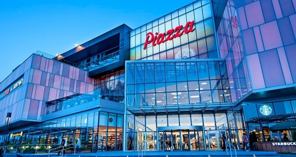 Piazza'ya 3 yeni marka