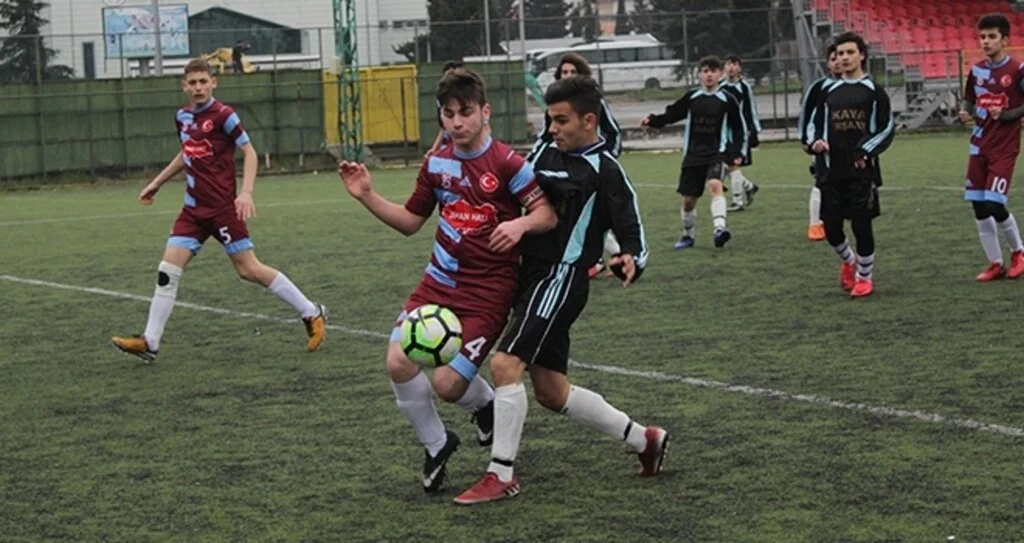 PINAR FIRTINAYI DİNDİRDİ