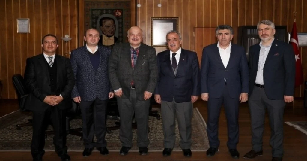 Prof. Dr. Çomaklı: “Araştıran, Uygulayan Ve Bunu Toplumun Yararına Kullanan Bir Üniversiteyiz”