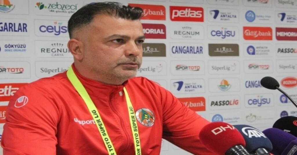 Şahin: Terbiyesizliktir