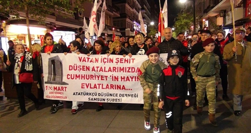 Samsun, şehitler içinde yürüdü 