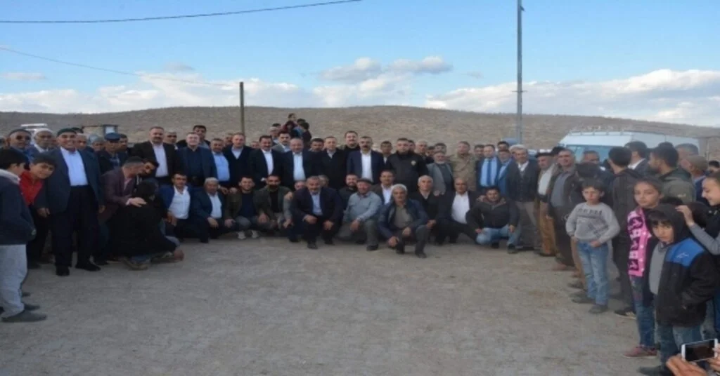 Siirt Valisi Atik, Köylerde Vatandaşlarla Bir Araya Geldi