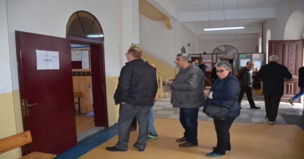 Sinop Sandık Başında