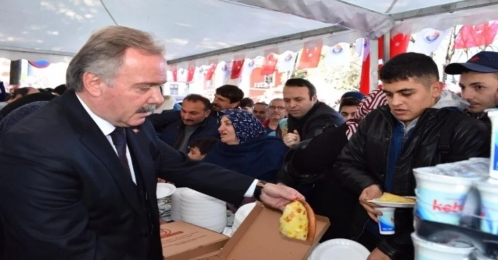 Sürmenede 1. Pide Festivali Coşkulu Geçti
