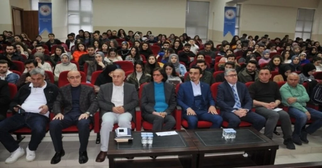 Tarihi Ve Ebedi Yönüyle İstiklal Mücadelesi