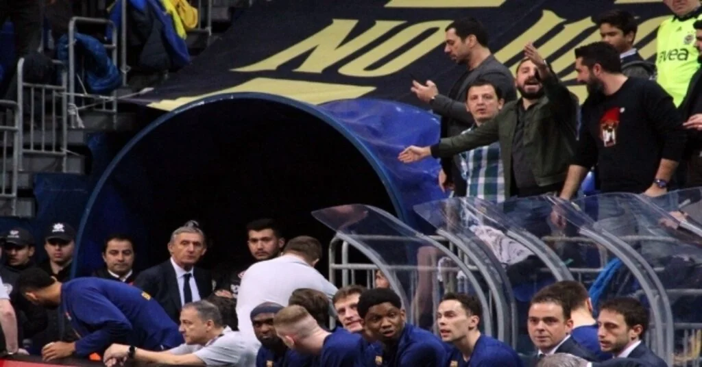 Thy Euroleague: Fenerbahçe Beko: 88 - Barcelona Lassa: 82