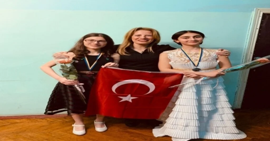 Ukraynadaki Arp Yarışmasında Türk Öğrenciler İkinci Oldu