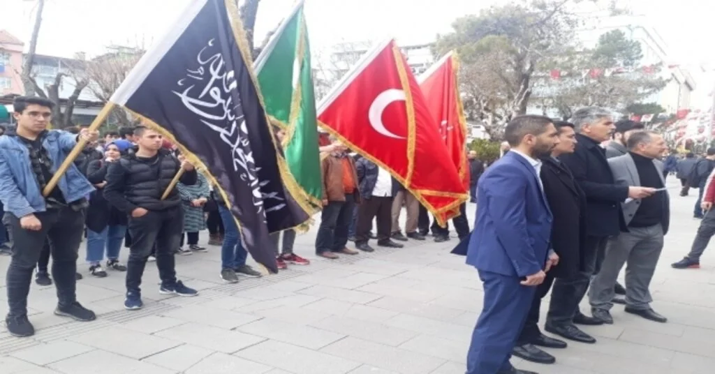 Uşaklı Alperenler Yeni Zelendada Yapılan Katliamı Protesto Etti