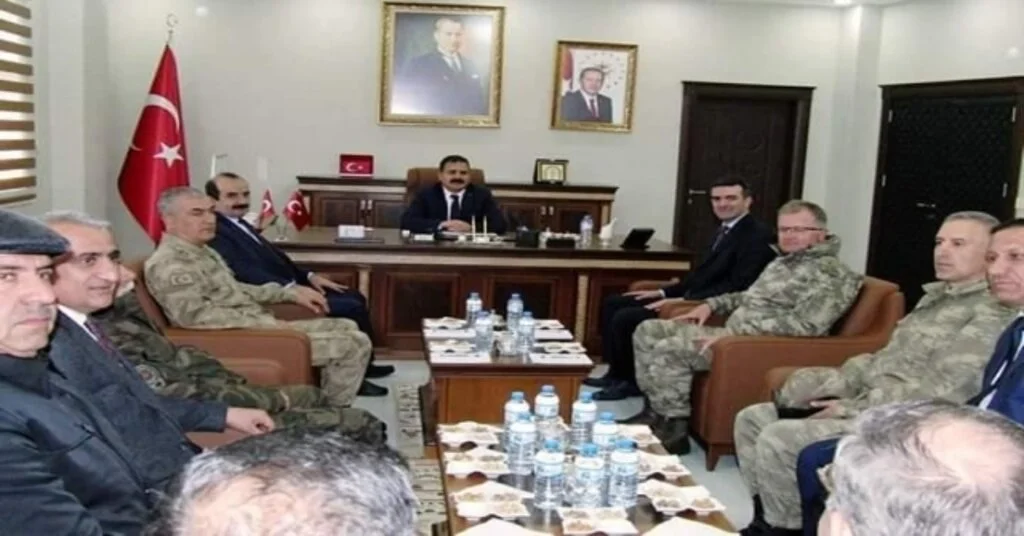 Vali Akbıyıktan Derecik Ve Şemdinli İlçelerine Ziyaret