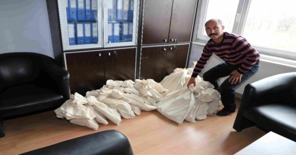 Varto Da Sandık Kurulu Başkanları Seçim Torbalarını Aldı