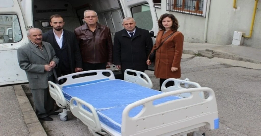 Vefat Eden Annesinin Yatığını Bağışladı