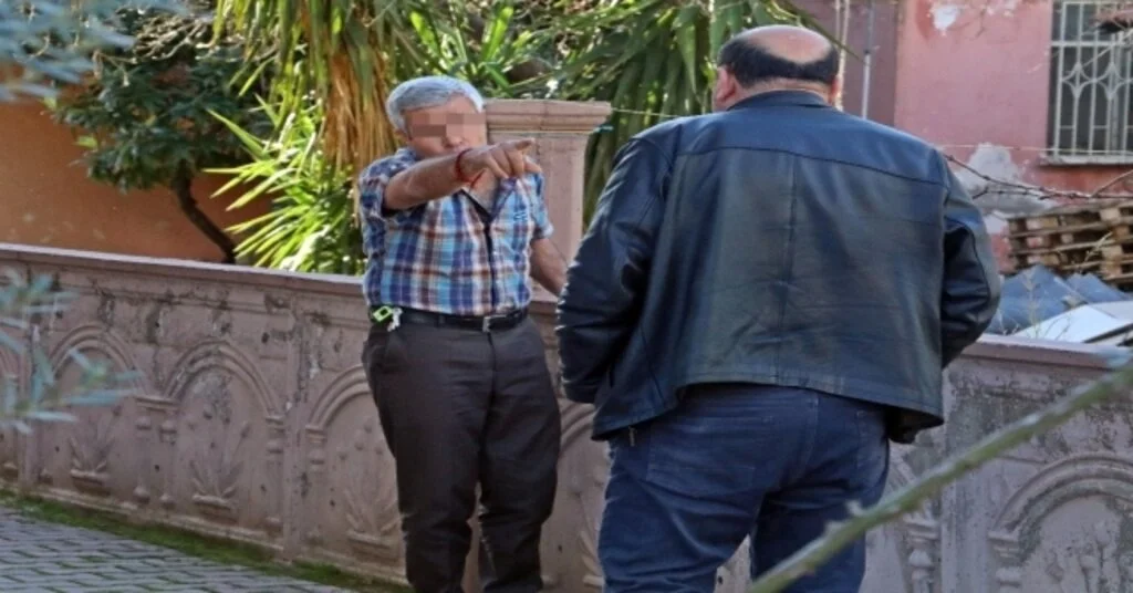 Yaz Gazeteci; Karısı Tarafından Bıçaklanan Erkek Mağdur