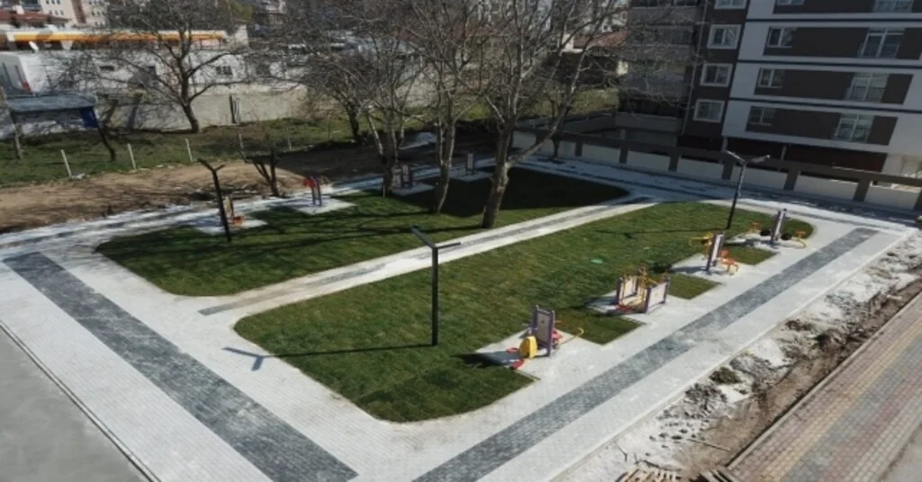 Yeni Mahallede Park Alanlarına Yenileri Ekleniyor