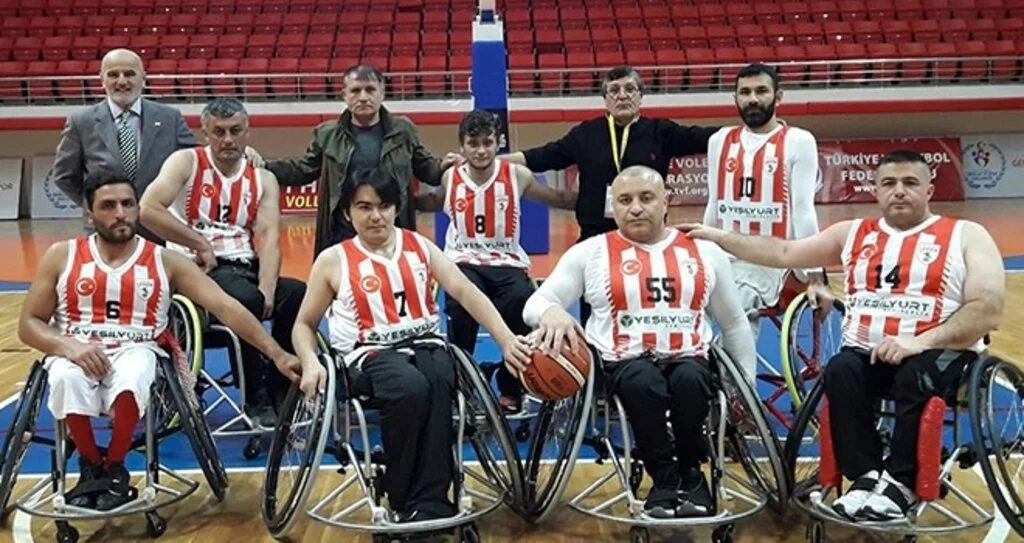 YENİLDİLER AMA 3. LİG'DELER