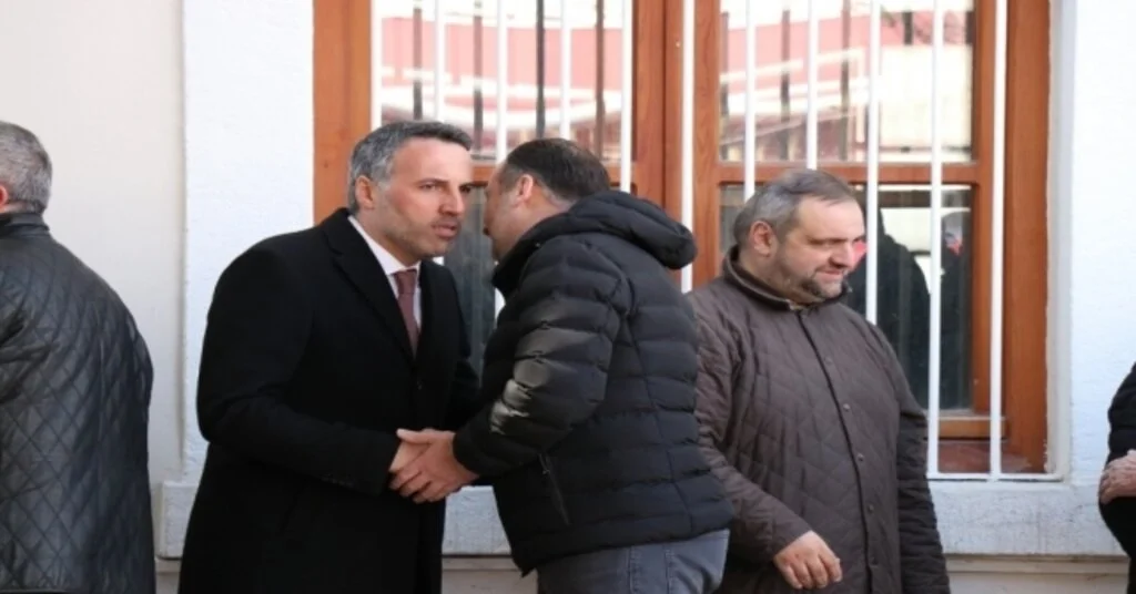 Yunus Teverin Amcasının Oğlu Son Yolculuğuna Uğurlandı