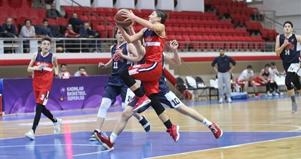 ZOR MAÇ FEN BİLİMLERİ'NİN