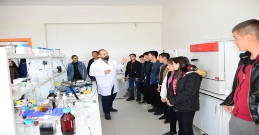 “1 Çocuk 1 Dünya Projesi”Nden Anlamlı Etkinlik