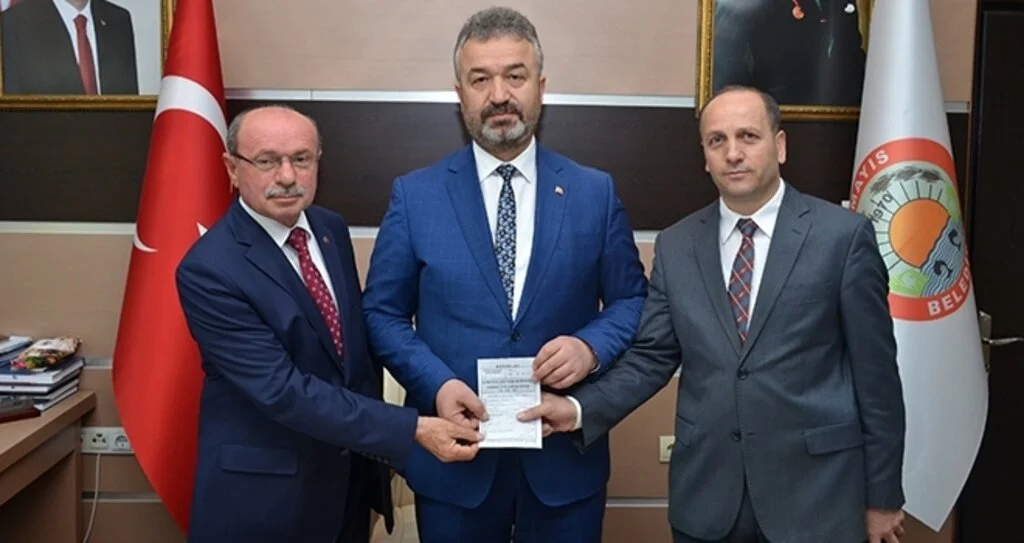 19 Mayıs Belediye Başkanı Osman Topaloğlu'ndan anlamlı davranış 
