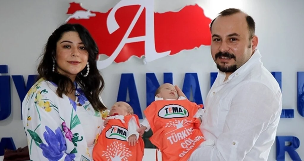 8 Günlük İkizler 'En Genç TEMA Gönüllüsü' Oldular