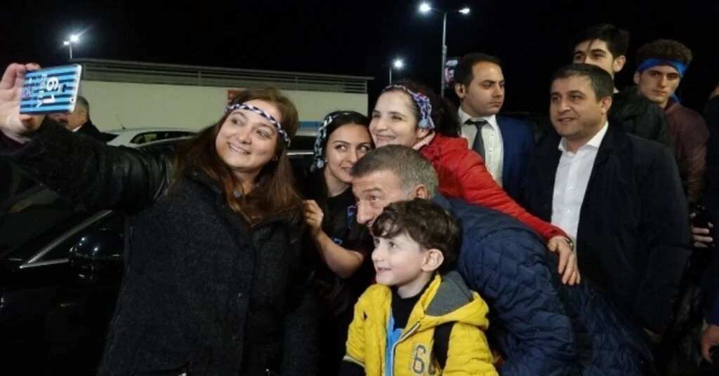 Ağaoğlu: Oyuncuların Hepsinin Anlından Öpüyorum