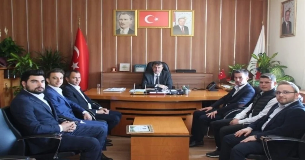 Ak Parti Gençlik Kollarından Başkan Taşyapana Hayırlı Olsun Ziyareti