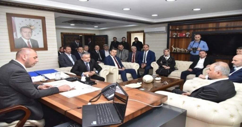 Ak Parti Heyeti Cumhur İttifakının Belediye Başkanlarını Ziyaret Etti