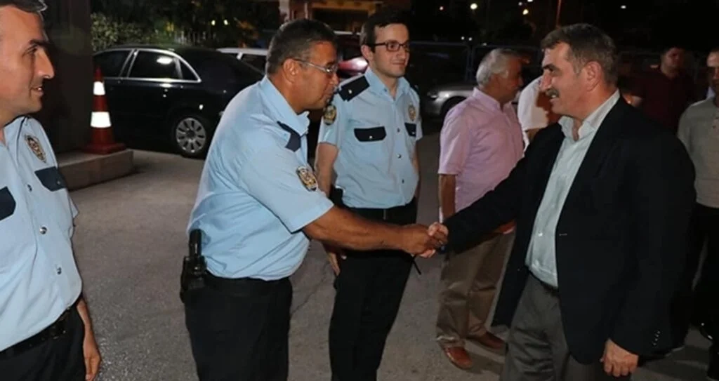 AK Parti Samsun Milletvekili Fuat Köktaş: Gece-Gündüz Görevdeler