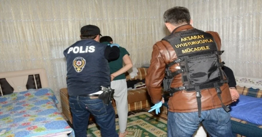 Aksarayda 1 Ayda 31 Uyuşturucu Operasyonunda 20 Kişi Tutuklandı
