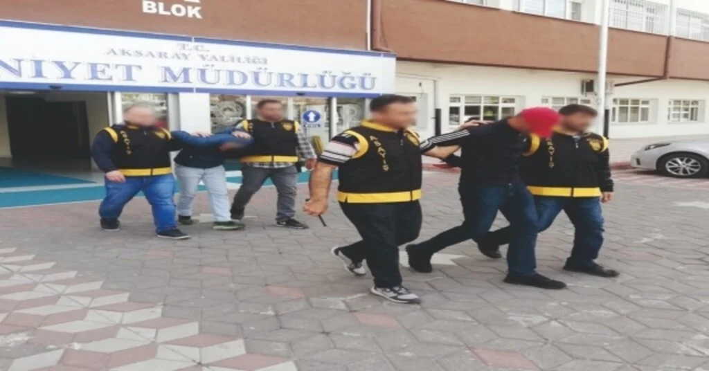 Aksarayda Firari 5 Kişi Yakalanarak Tutuklandı