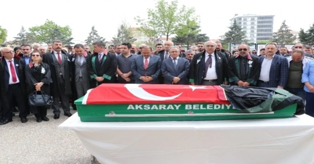 Aksarayda Öldürülen Avukat Son Yolculuğuna Uğurlandı
