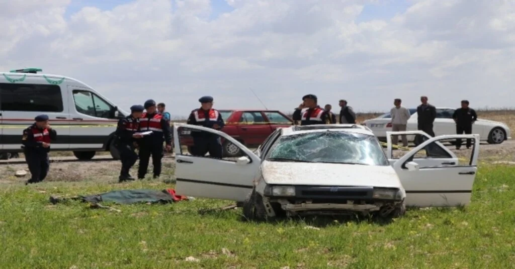 Aksarayda Otomobil Takla Attı: 1 Ölü, 5 Yaralı