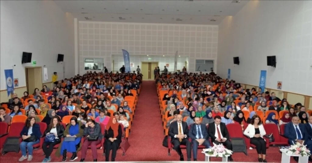Alkan Ve Özdemir, Havzalı Öğrencilerle Bir Araya Geldi