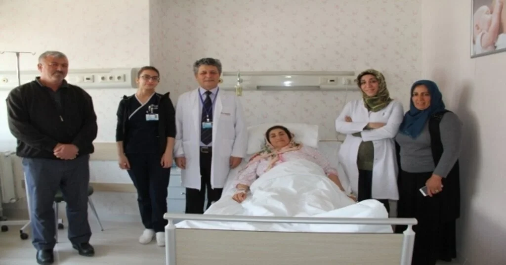 Ameliyat Olmaktan Korkan Kadının Kadının Karnından 13 Kiloluk Kitle Çıktı
