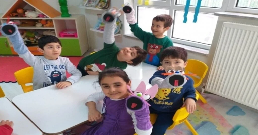Anaokulu Öğrencilerinden Kukla Atölyesi