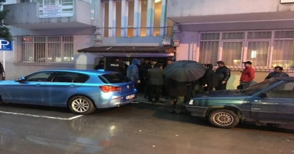 Apartman Merdivenlerinden Düşen Şahıs Hayatını Kaybetti