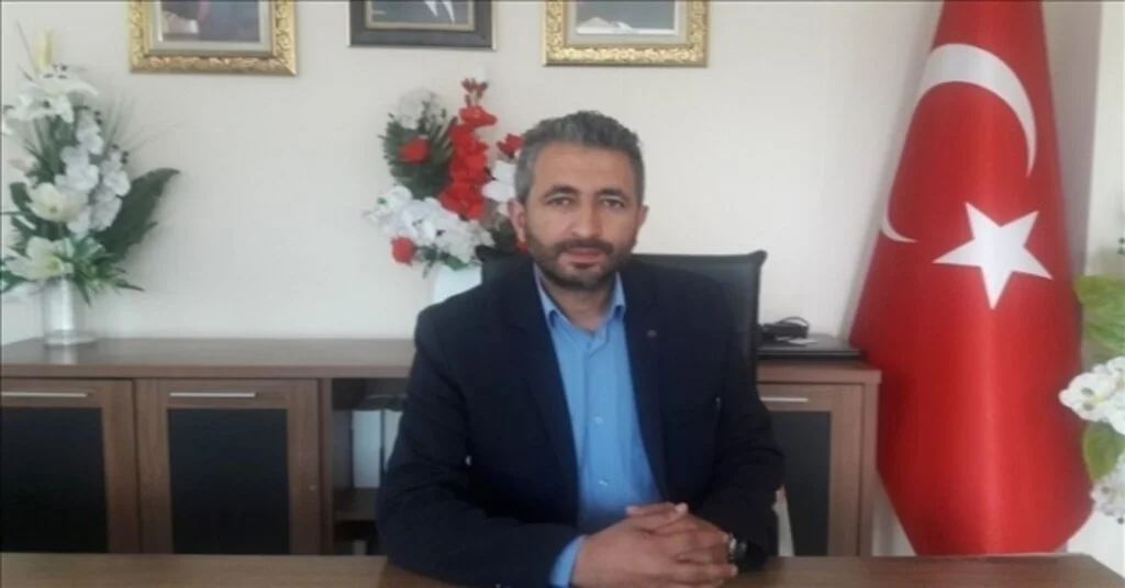 Ardahan Ak Partide İstifa