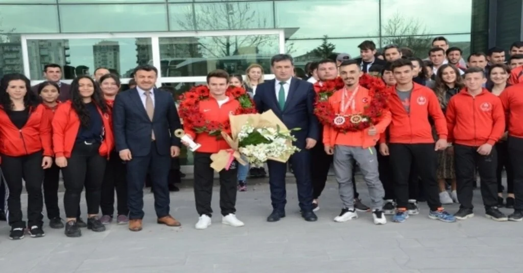 Avrupadan Kayseriye 3 Madalya Birden