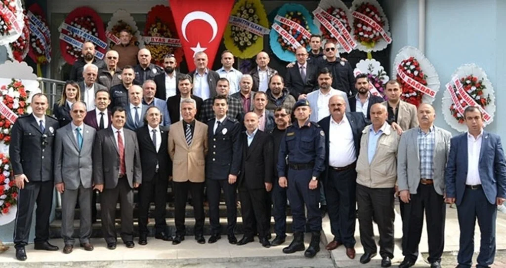 Başkan Acar'dan Polislere Tebrik