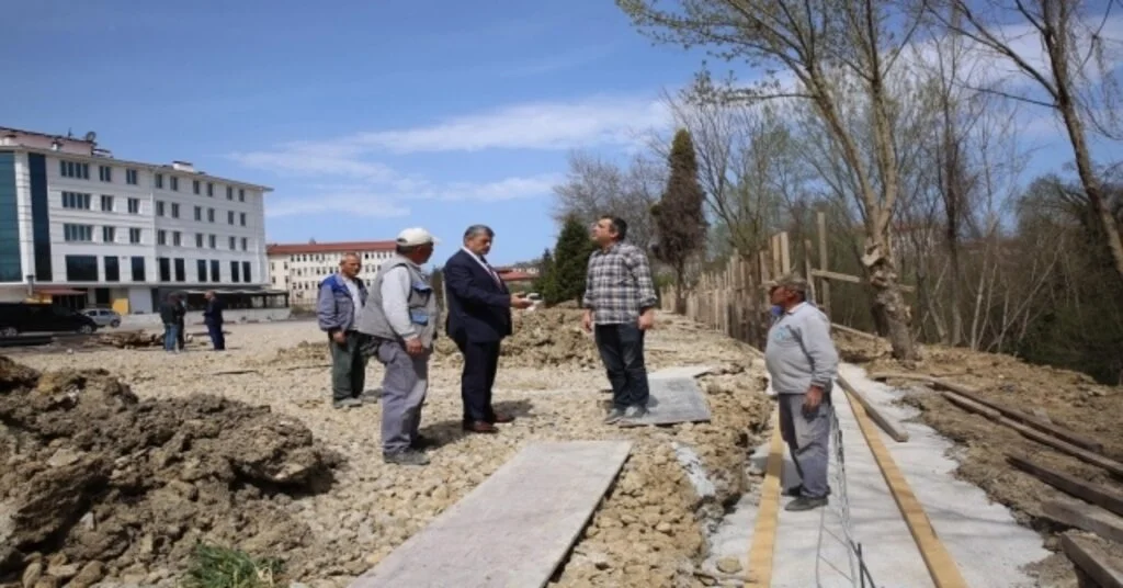 Başkan Akın Elmalıkta İncelemede Bulundu