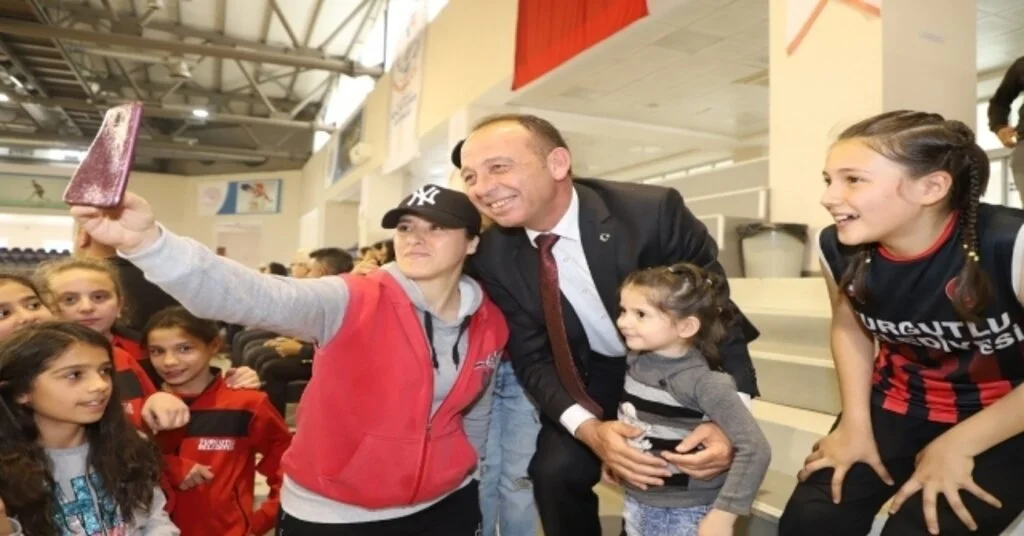 Başkan Akından Küçük Basketbolculara Destek