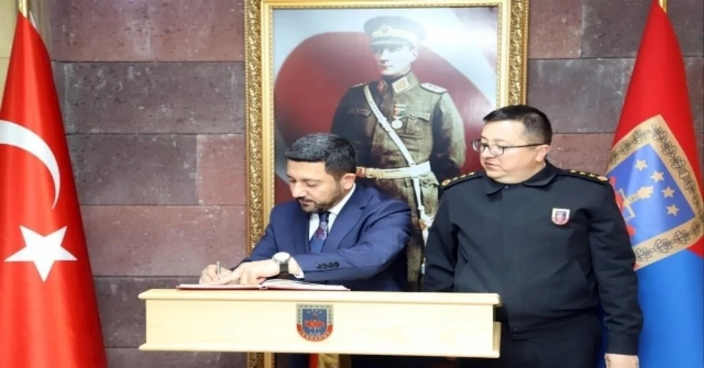 Başkan Arıdan İl Jandarma Komutanı Yiğite İade-İ Ziyaret
