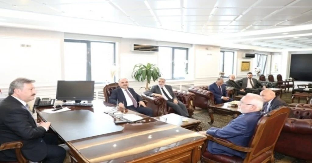 Başkan Dr. Mustafa Palancıoğluna Taner Yıldız, Mustafa Elitaş, İsmail Tamer Ve Memduh Büyükkılıç Hayırlı Olsun Ziyaretinde Bulundu