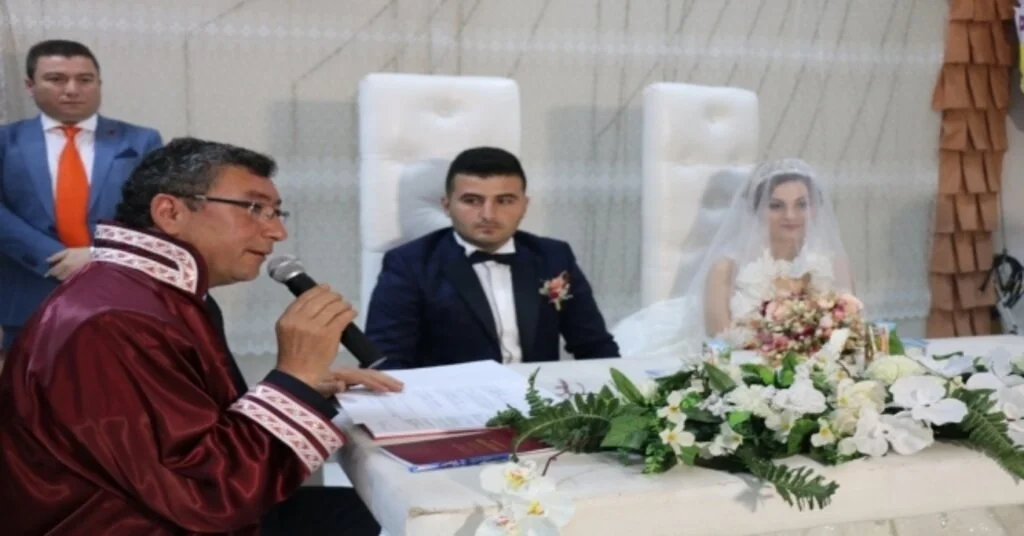 Başkan Gök İlk Nikahı Kıydı