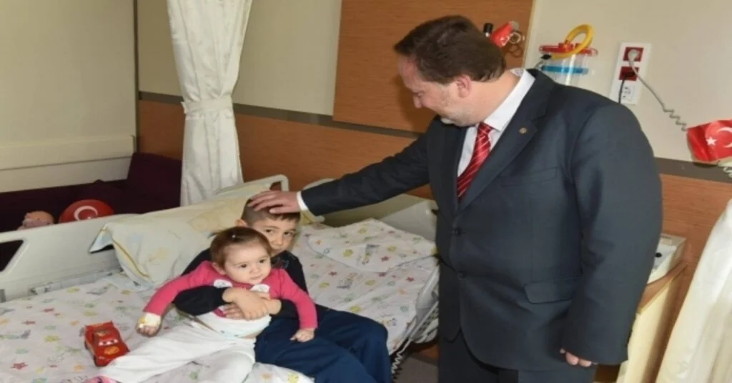 Başkan Orkandan Hasta Çocuklara 23 Nisan Sürprizi