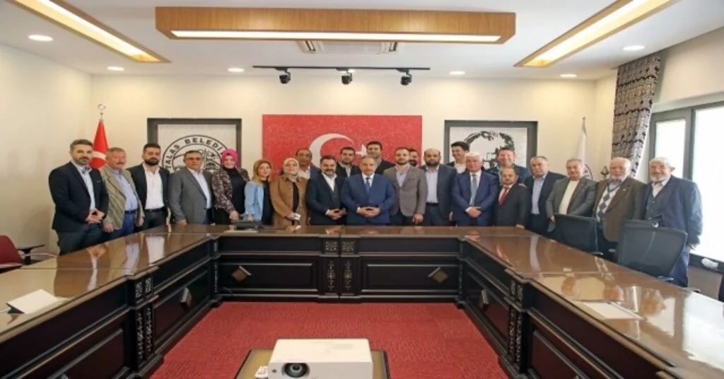 Başkan Yalçına Mhp Ve Ak Partiden Ziyaret